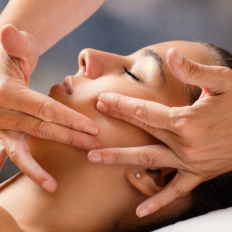 Massage facial Kobido